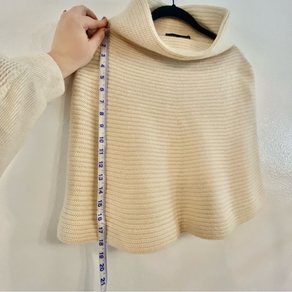 NWOT Ralph Lauren Merino Wool Angora Cashmere Silk Blend Knit Turtleneck Cape - Picture 5 of 5